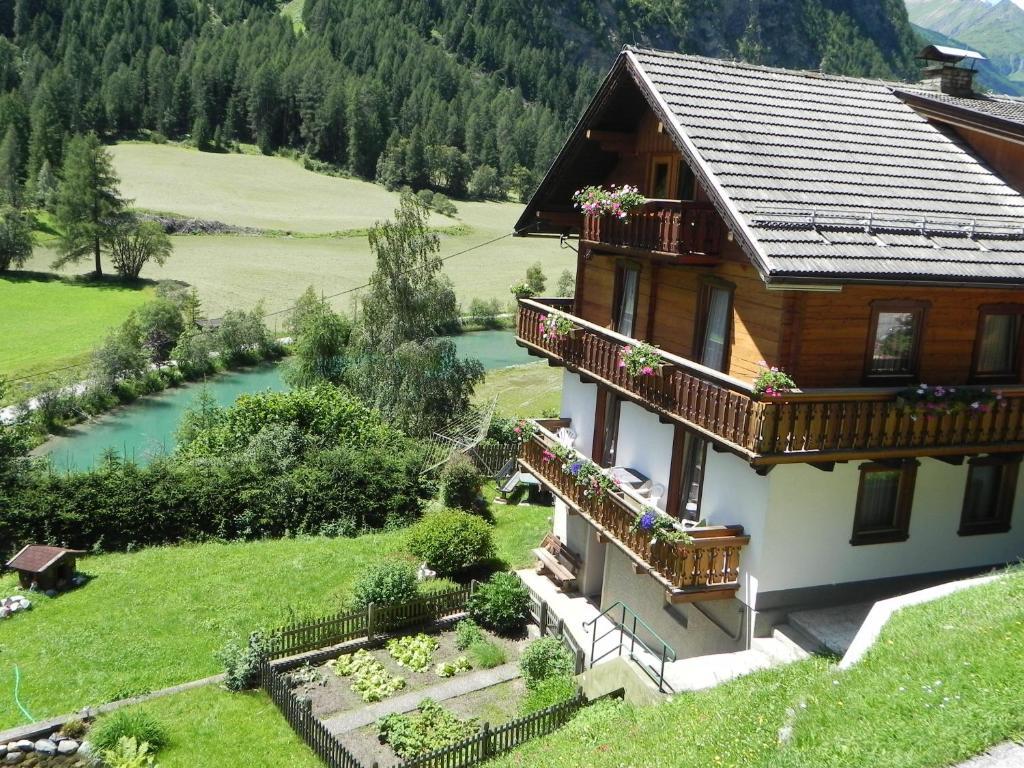 Bed and Breakfast Haus Marienheim à Heiligenblut Extérieur photo
